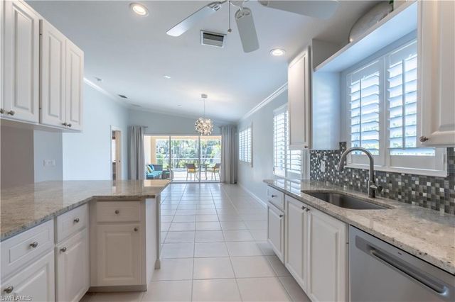 7848 Ionio CT, Naples, FL 34114