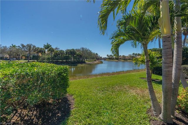 7848 Ionio CT, Naples, FL 34114