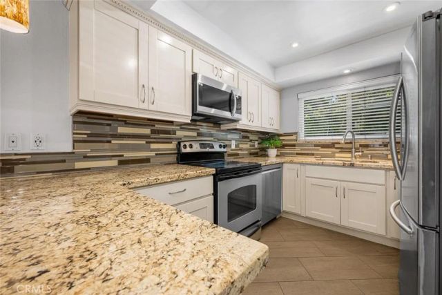 1881 Mitchell Avenue 124, Tustin, CA 92780