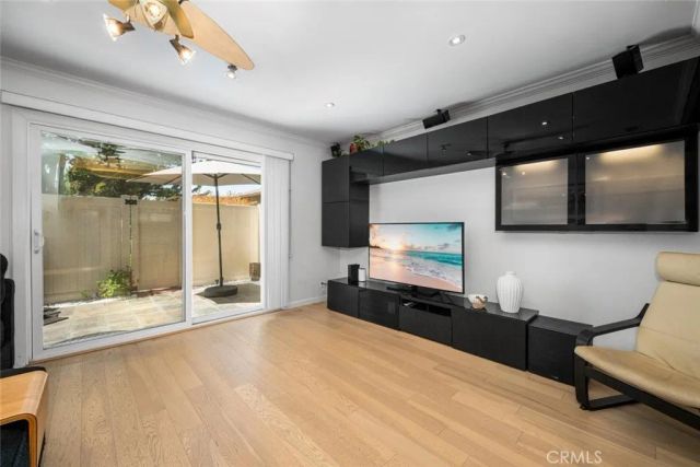 1881 Mitchell Avenue 124, Tustin, CA 92780