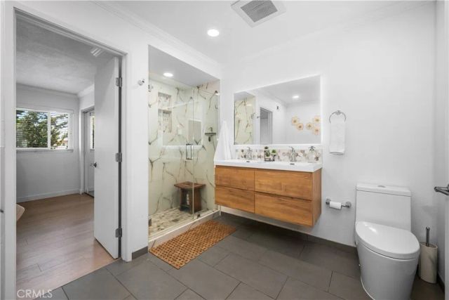 1881 Mitchell Avenue 124, Tustin, CA 92780
