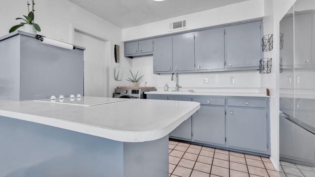 1029 Lynch Court NW, Albuquerque, NM 87104