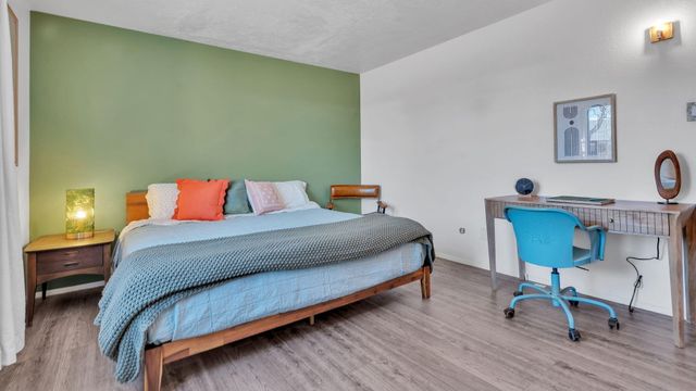 1029 Lynch Court NW, Albuquerque, NM 87104