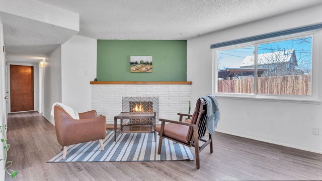 1029 Lynch Court NW, Albuquerque, NM 87104