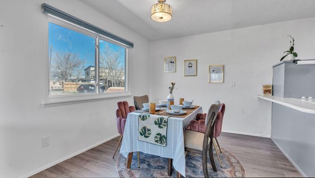 1029 Lynch Court NW, Albuquerque, NM 87104