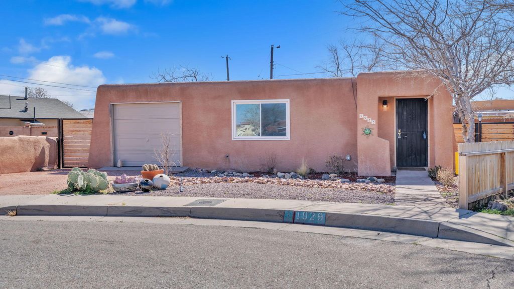 Image 1 of property listing at 1029 Lynch Court NW, Albuquerque, NM 87104