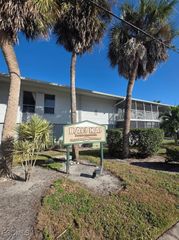 1849 Maravilla AVE D6, Fort Myers, FL 33901