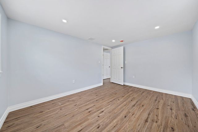 265 Norfolk St, Canton, MA 02021