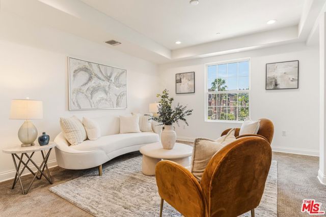 12975 Agustin Place 312, Los Angeles, CA 90094