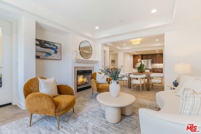 12975 Agustin Place 312, Los Angeles, CA 90094