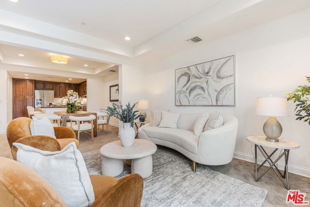 12975 Agustin Place 312, Los Angeles, CA 90094
