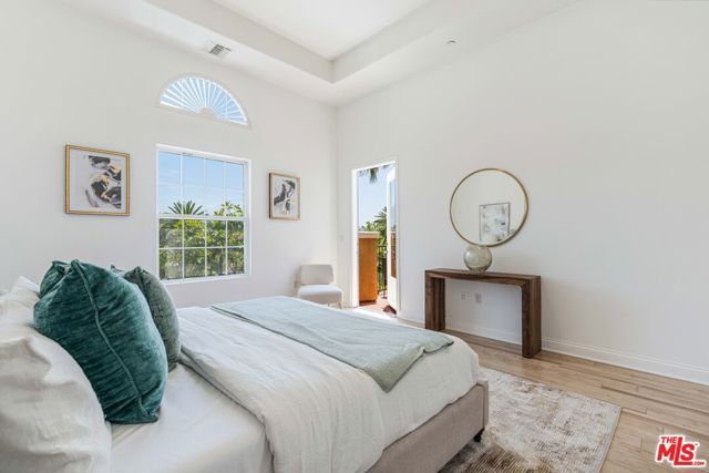 12975 Agustin Place 312, Los Angeles, CA 90094
