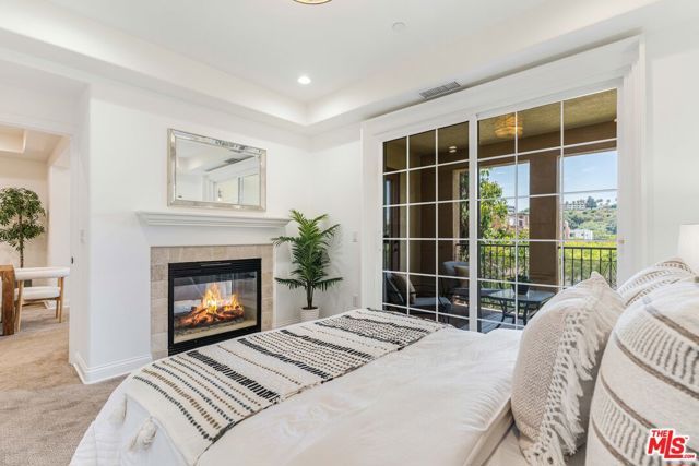 12975 Agustin Place 312, Los Angeles, CA 90094