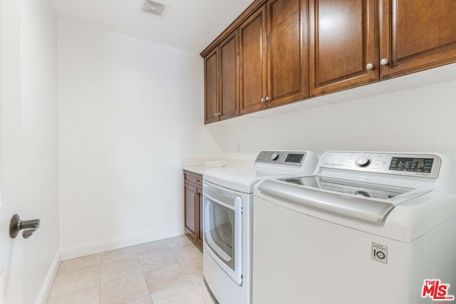 12975 Agustin Place 312, Los Angeles, CA 90094