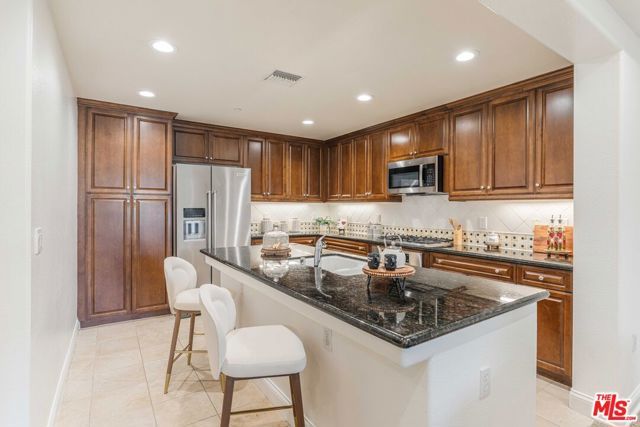 12975 Agustin Place 312, Los Angeles, CA 90094