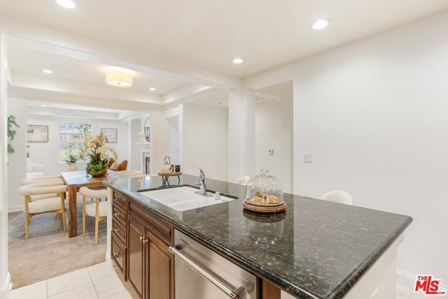 12975 Agustin Place 312, Los Angeles, CA 90094