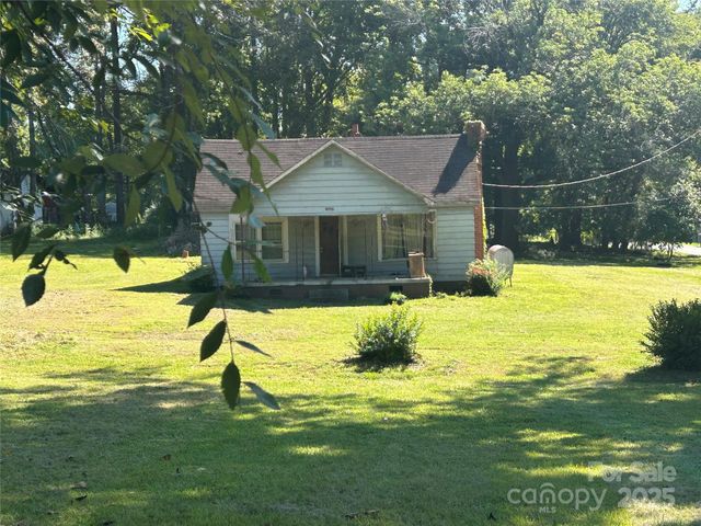 2009 Independence Square, Kannapolis, NC 28081