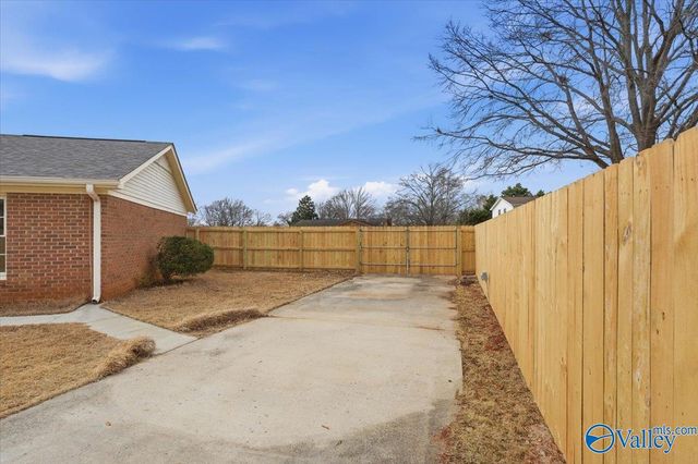 2117 Britain Avenue, Huntsville, AL 35803