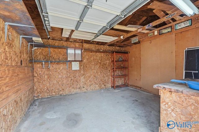 2117 Britain Avenue, Huntsville, AL 35803