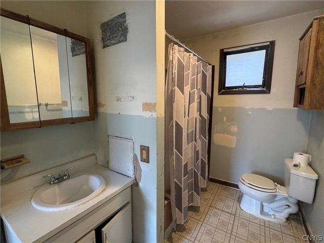 220 Westover Street, Camillus, NY 13209