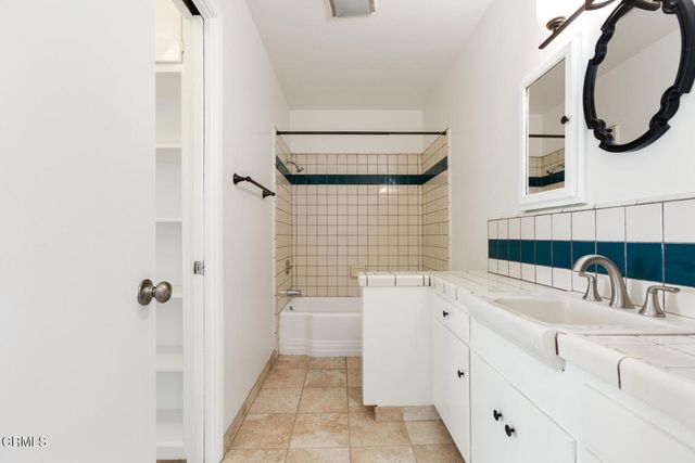 1233 N Columbus Avenue 3A, Glendale, CA 91202