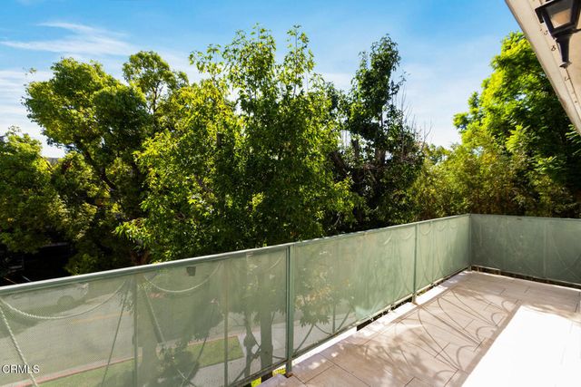 1233 N Columbus Avenue 3A, Glendale, CA 91202