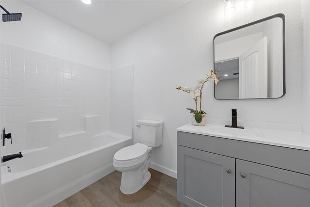 1105 N 11th Street A, Waco, TX 76707