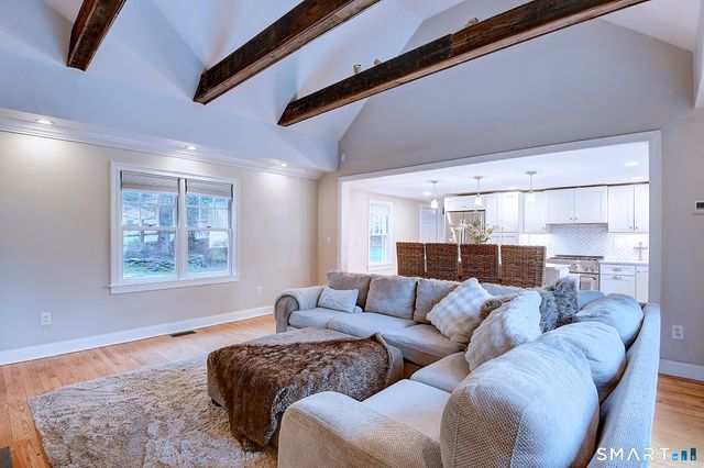 27 Chestnut Hill Road, Newtown, CT 06482