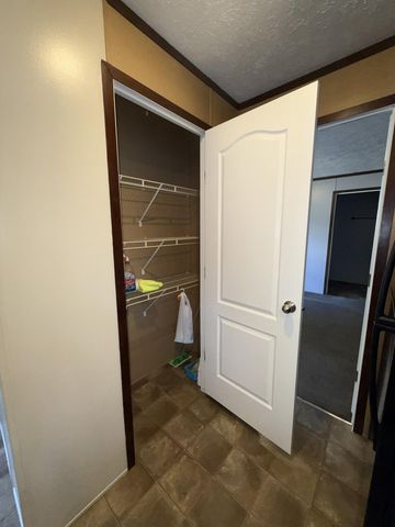 1371 SARNIA Street, Norton Shores City, MI 49444