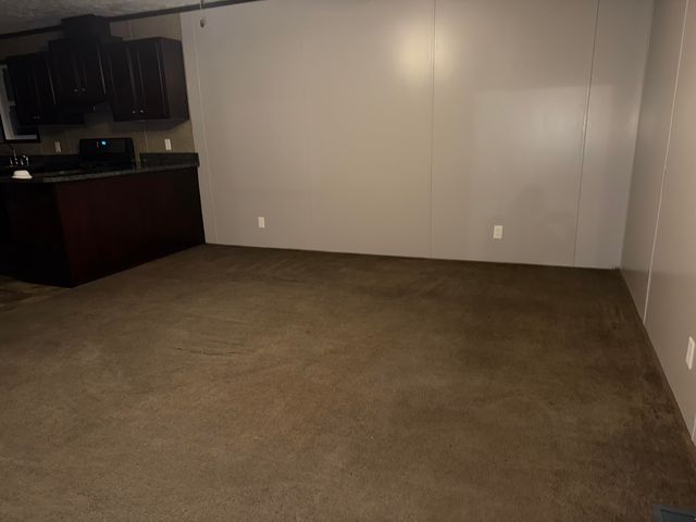 1371 SARNIA Street, Norton Shores City, MI 49444