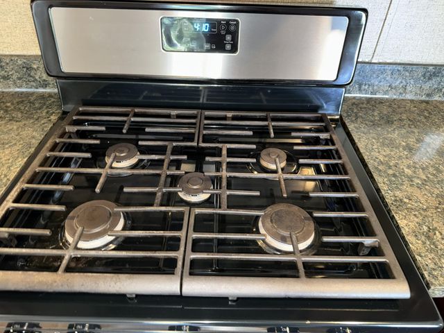 1371 SARNIA Street, Norton Shores City, MI 49444