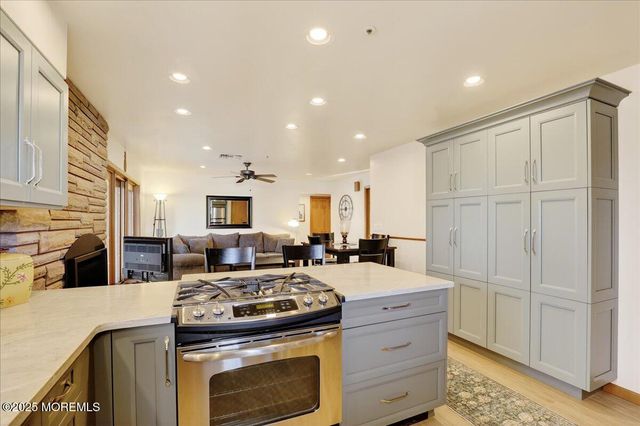 8 Ortley Avenue, Lavallette, NJ 08735