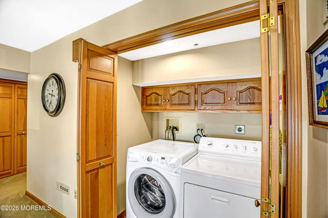 8 Ortley Avenue, Lavallette, NJ 08735