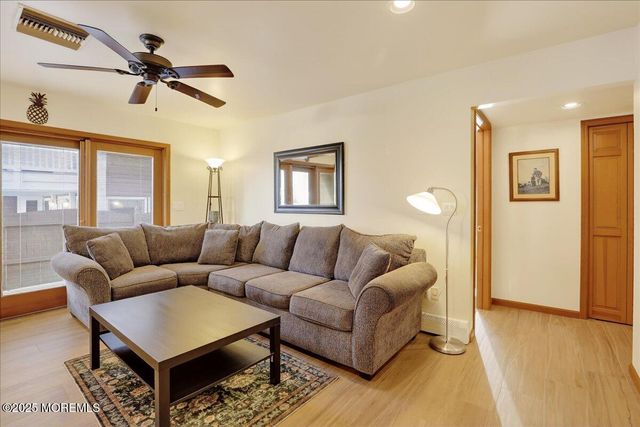 8 Ortley Avenue, Lavallette, NJ 08735