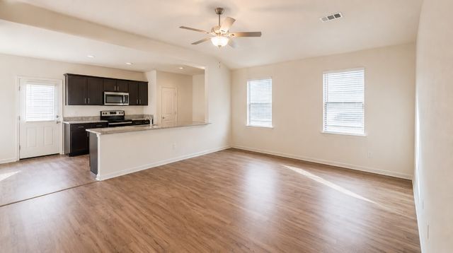 10805 Copper Hills Lane, Fort Worth, TX 76108