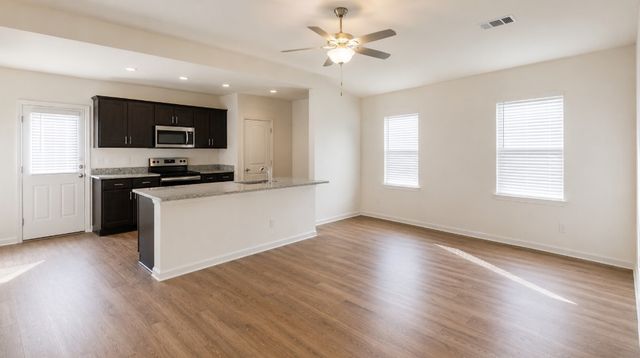 10805 Copper Hills Lane, Fort Worth, TX 76108