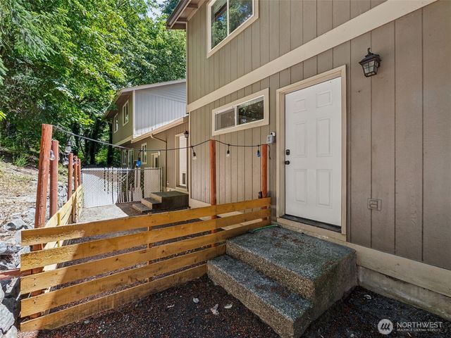 3815 & 3817 47th Street NW, Gig Harbor, WA 98335