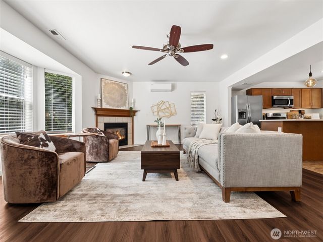 3815 & 3817 47th Street NW, Gig Harbor, WA 98335