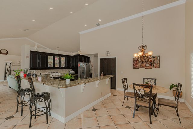 1091 NW 162nd Avenue, Pembroke Pines, FL 33028