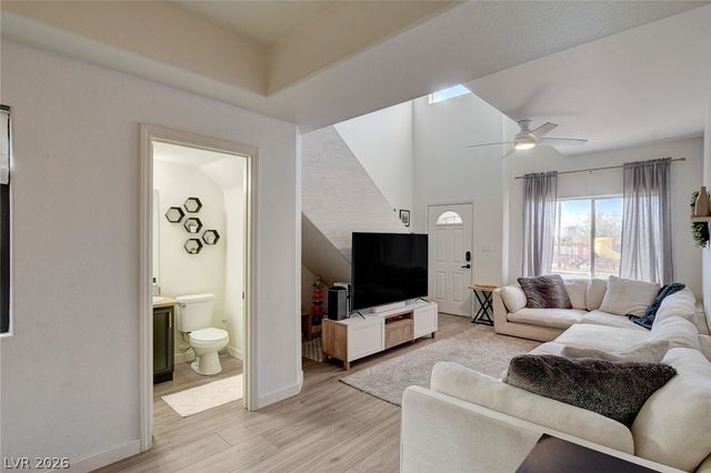 64 Brown Swallow Way, Henderson, NV 89012