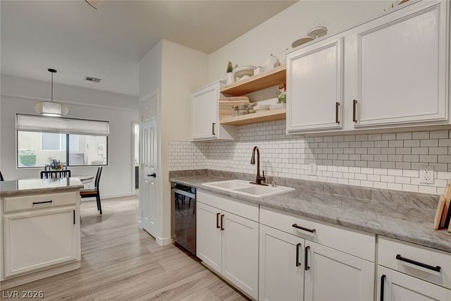 64 Brown Swallow Way, Henderson, NV 89012