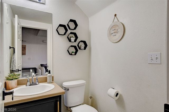 64 Brown Swallow Way, Henderson, NV 89012