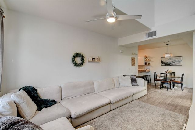 64 Brown Swallow Way, Henderson, NV 89012