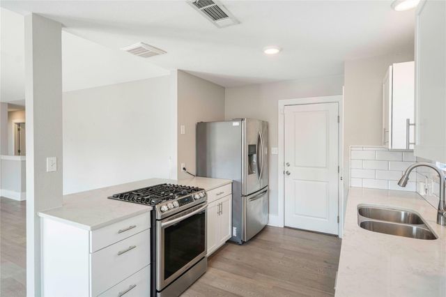 5101 Wayborne Hill DR, Austin, TX 78723