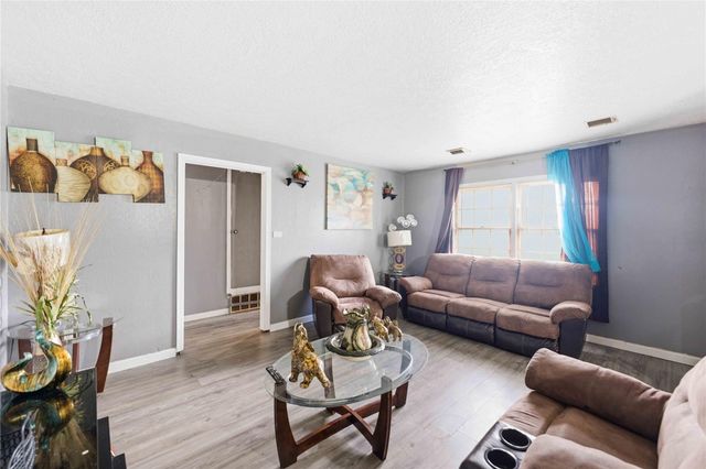 1015 Layman Street, La Marque, TX 77568