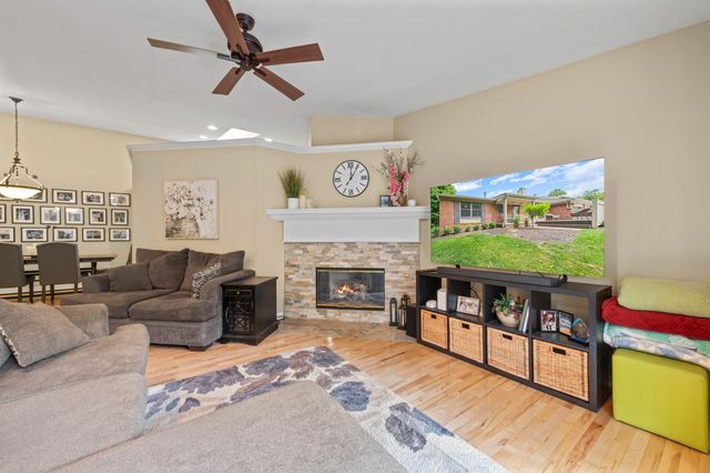 7256 Green Farm Road, West Bloomfield, MI 48322