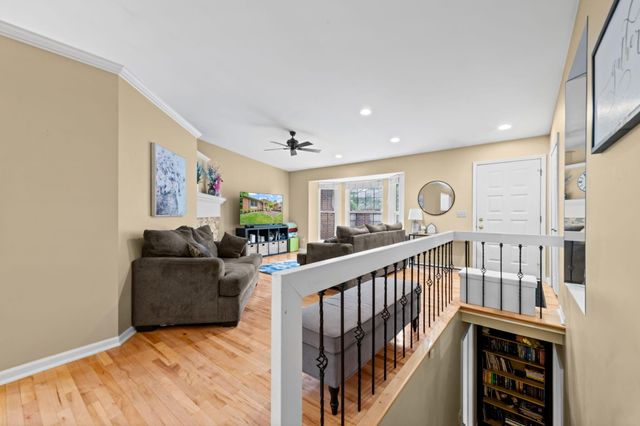 7256 Green Farm Road, West Bloomfield, MI 48322