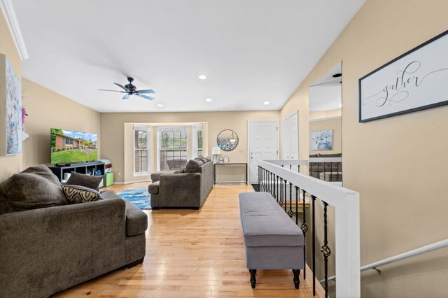 7256 Green Farm Road, West Bloomfield, MI 48322