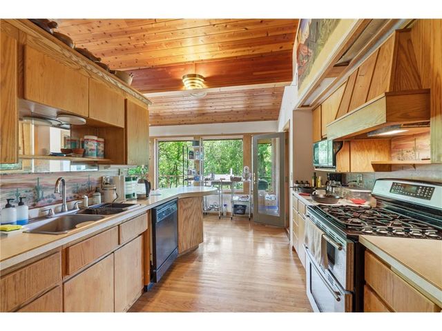 1130 River Drive, River Falls, WI 54022