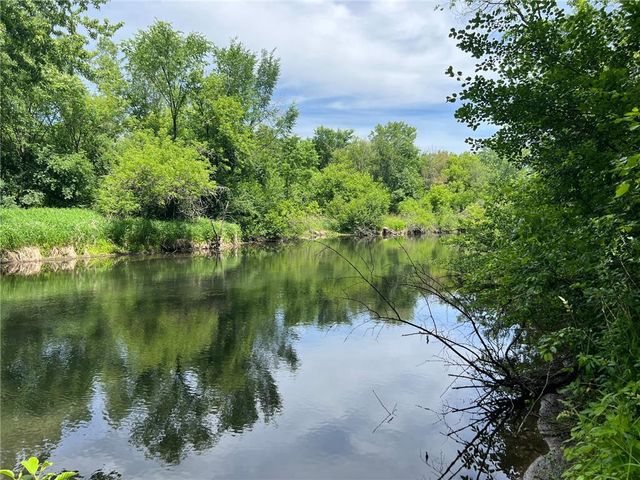 1130 River Drive, River Falls, WI 54022